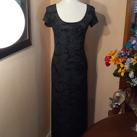 All that Jazz Dresses & Skirts - Gorgeous black long dress